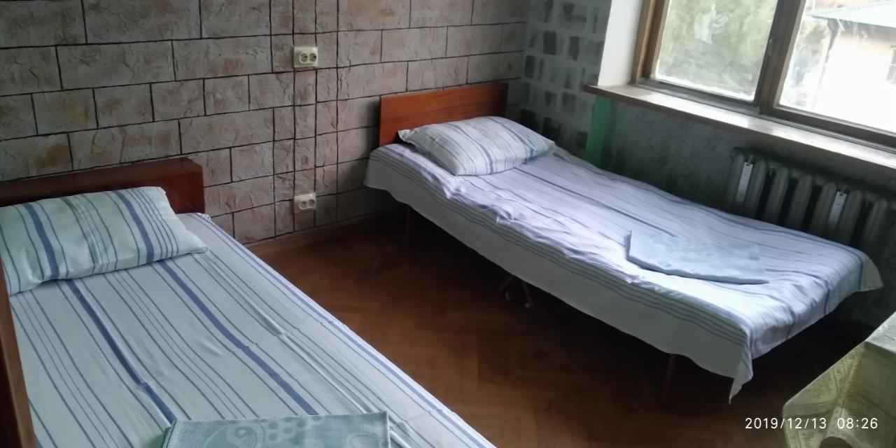 Уютная Комната Gagra Exterior foto